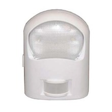 LED-lampe med bevegelses-/lyssensor